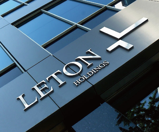 幾何美學(xué)與威尼斯傳統(tǒng)酒吧的完美融合 —— Bacaro的品牌視覺(jué)設(shè)計(jì)